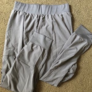 Lightweight Zella joggers